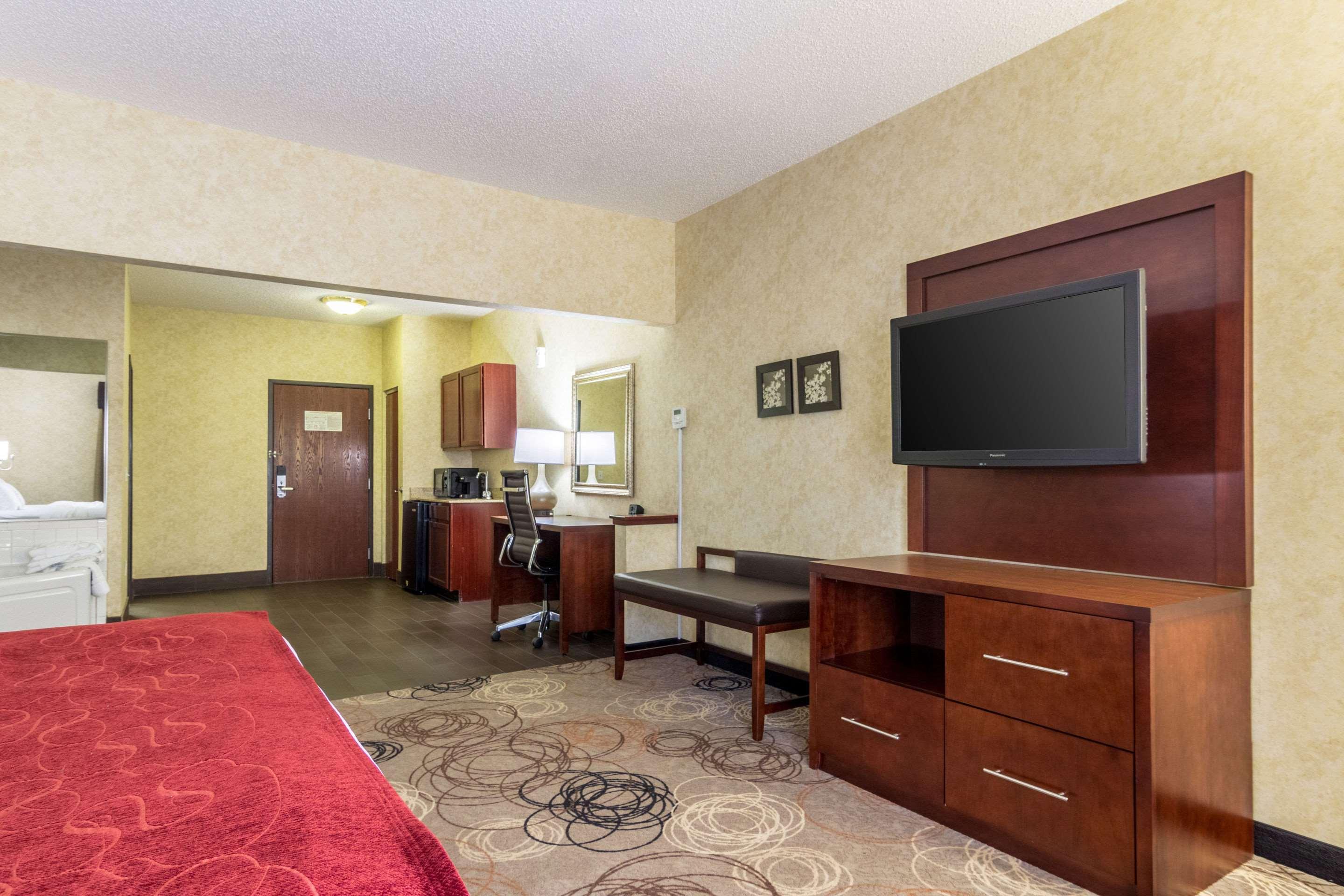 Comfort Suites Southfield-Detroit Extérieur photo