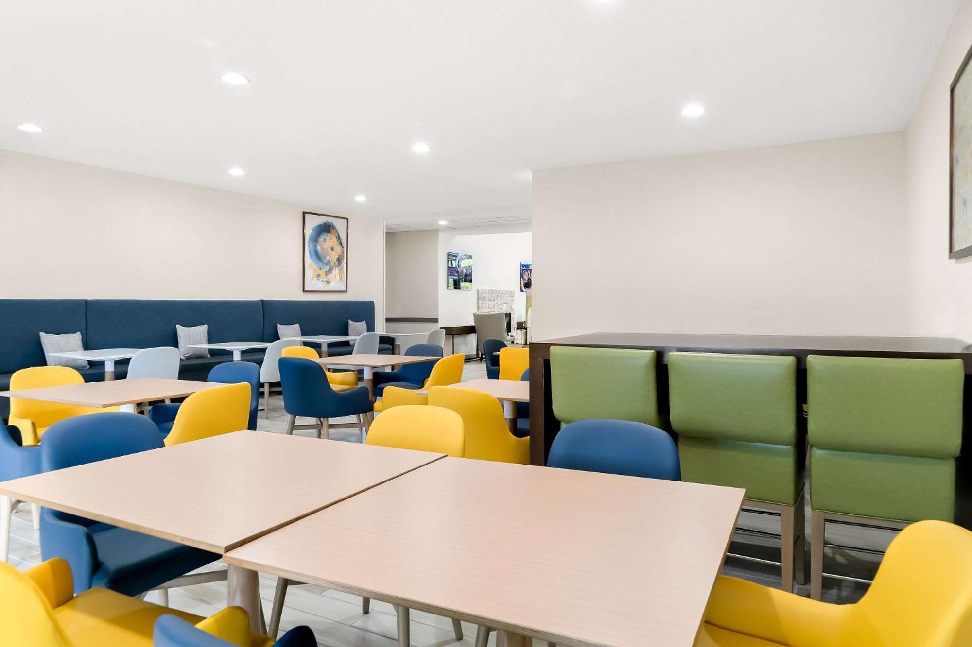 Comfort Suites Southfield-Detroit Extérieur photo