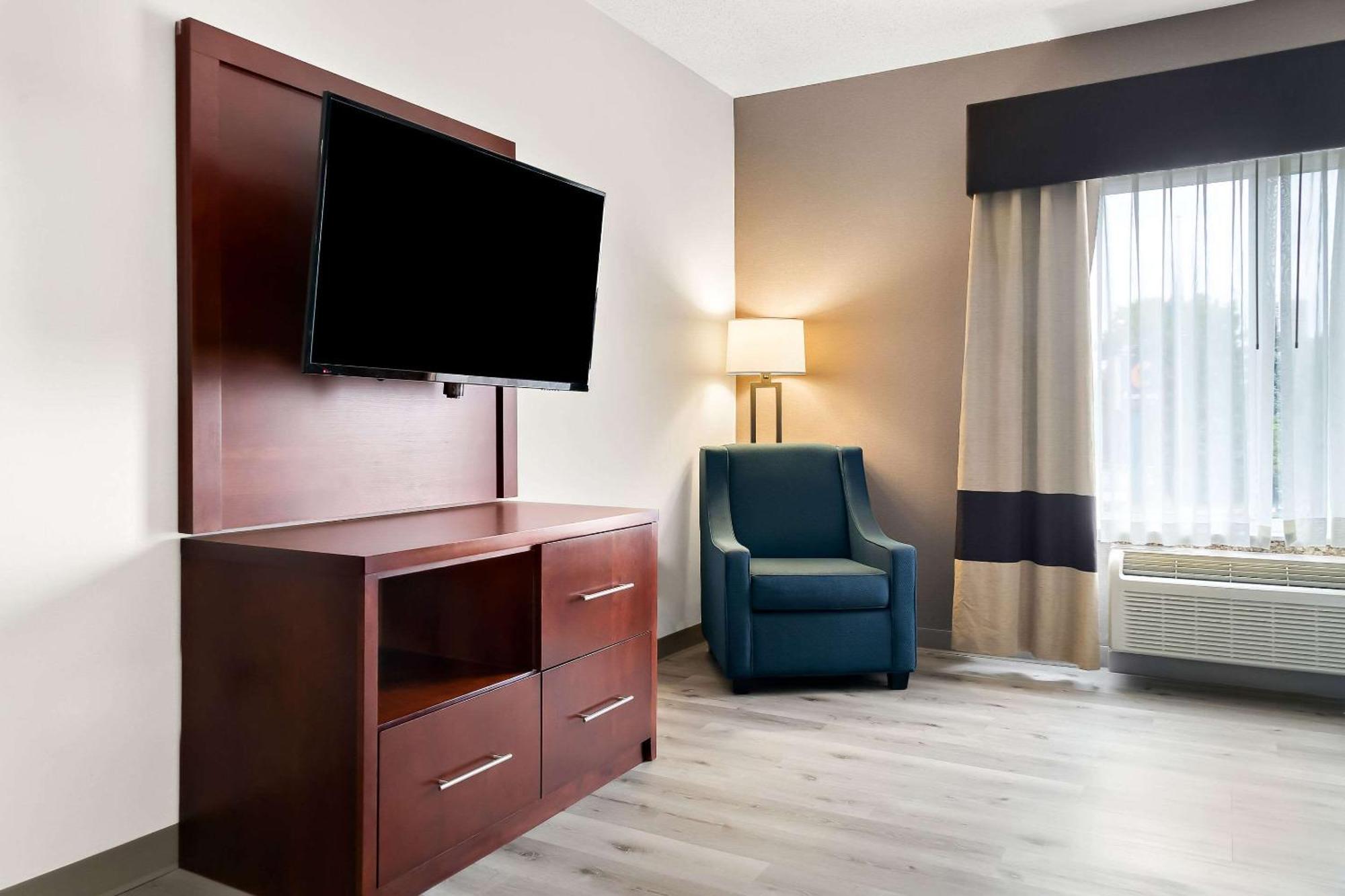 Comfort Suites Southfield-Detroit Extérieur photo